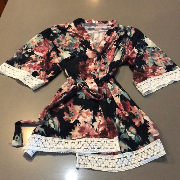 Pinkblush Other - PinkBlush Delivery Robe